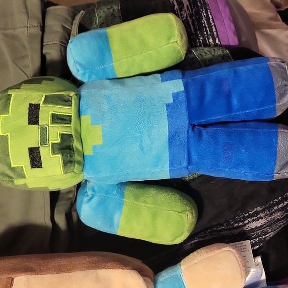 Minecraft Plush - Picture 4 of 7